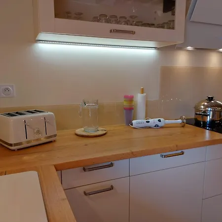 Le Plessis Aux Oiseaux, Jusqu'a 14 Personnes